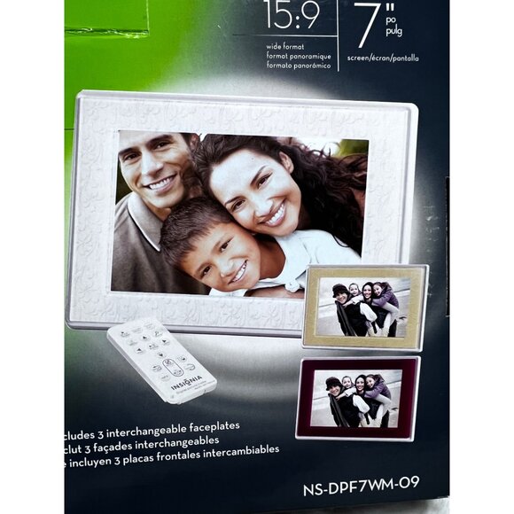 Insignia Digital Picture Display with 3 interchangeable faceplates New - Picture 7 of 10